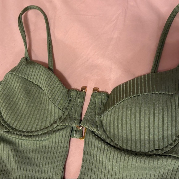 Isabella Rose green maillot one piece swimsuit - Picture 4 of 6